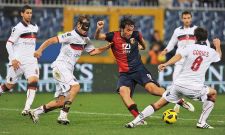 Genoa, Toni cerca il gol anche in campionato